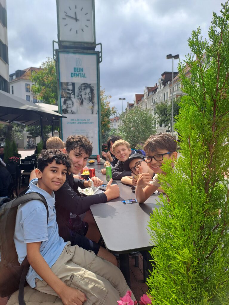 Am Mittwoch fand an den Leinetalschulen der jährliche Wandertag statt.