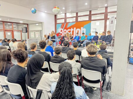 Azubi-Talk für realitätsnah Einblicke in verschiedene Berufsbilder.